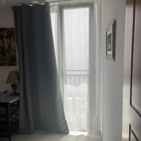 Retire Flat In The Heart Of *
