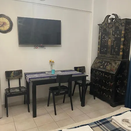 Retire Flat In The Heart Of