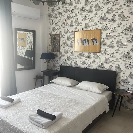 Retire Flat In The Heart Of